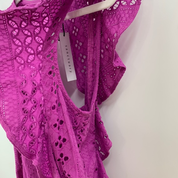 Sanctuary Breezy Eyelet Flutter Sleeve Back Cut-Out Shell Top Sz M - Picture 5 of 12